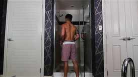 Fx Rios sucking the big cock of Casey Everett