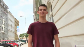 One really big dick gets sucked by a teen hunk