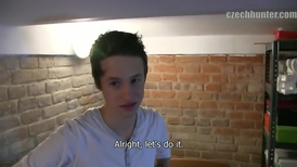 18 yo fellow gives a blowjob with lots of love