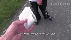 Alluring twink gives an enticing blowjob in HD