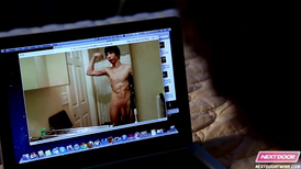 Stud with low lip piercing gladly fucks roomie