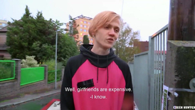 BigStr anger- He Invites A Platinum-Blonde Youngster Inside His Home To Make Him Sense More Handy With Him