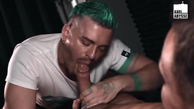  Axel Abysse Fisted By Arty Boer